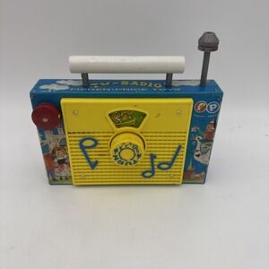 Fisher Price TV Radio Wind Up Musical Toy Farmer In The Dell Vintage No Sound